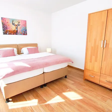 Erbkrug Blankensee, 4 Moderne Ferienapartments Im Herzen Der Mecklenburgischen Seenplatte 아파트