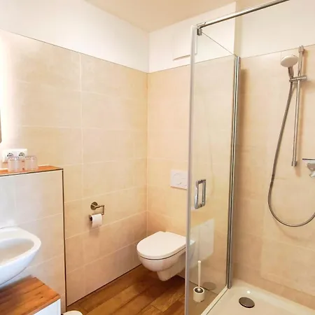 Erbkrug Blankensee, 4 Moderne Ferienapartments Im Herzen Der Mecklenburgischen Seenplatte Apartment