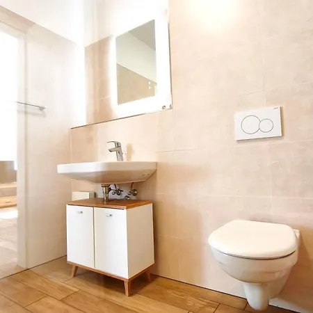 Erbkrug Blankensee, 4 Moderne Ferienapartments Im Herzen Der Mecklenburgischen Seenplatte